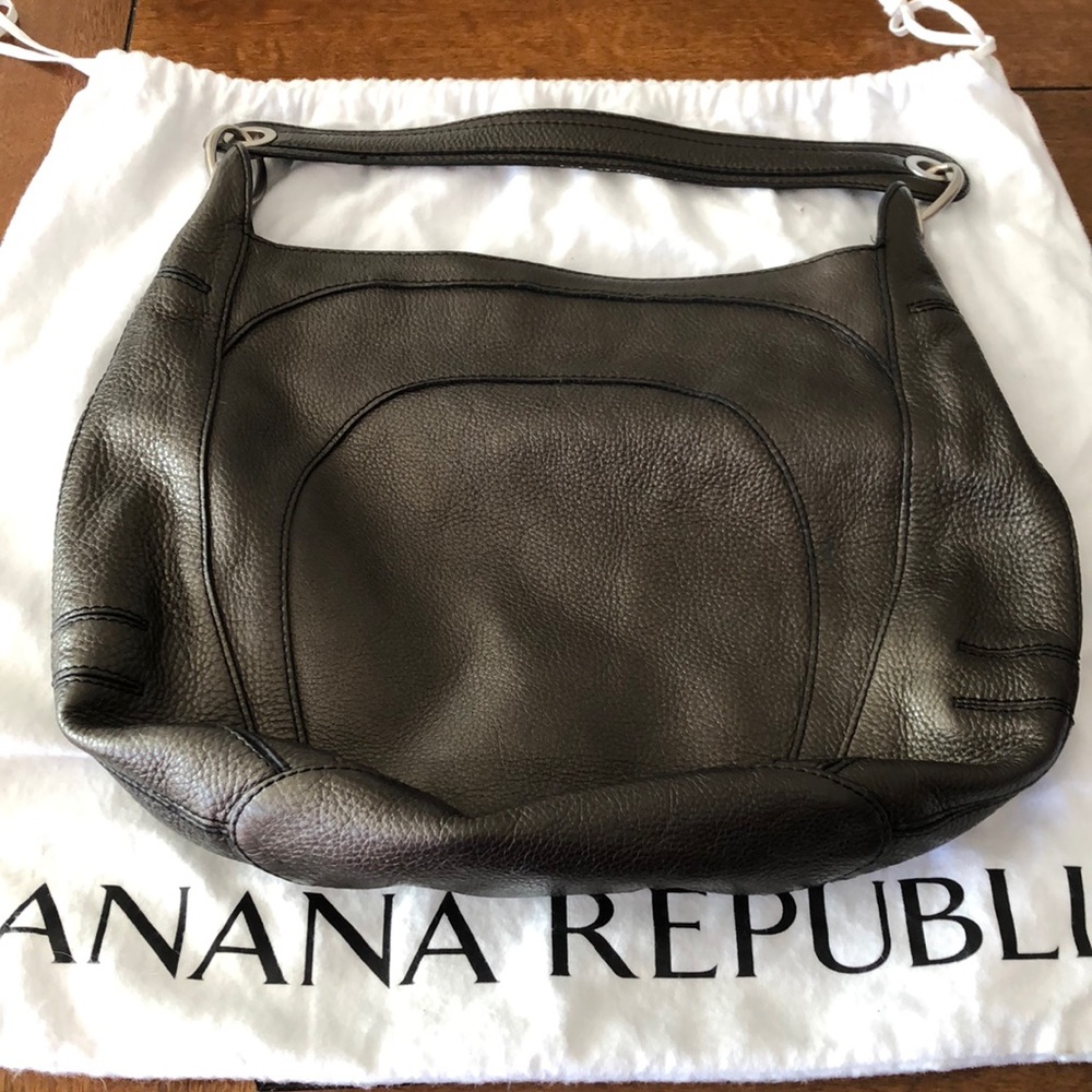 Leather Banana Republic purse